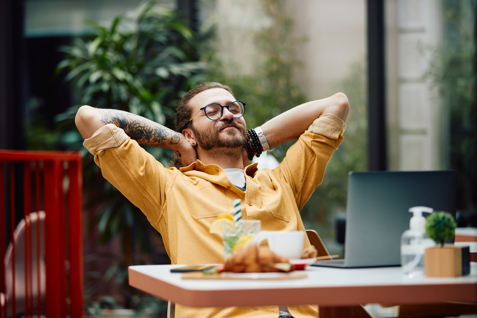 Stressfrei dank E-Mail Signaturverwaltung Stressfrei dank E-Mail Signaturverwaltung